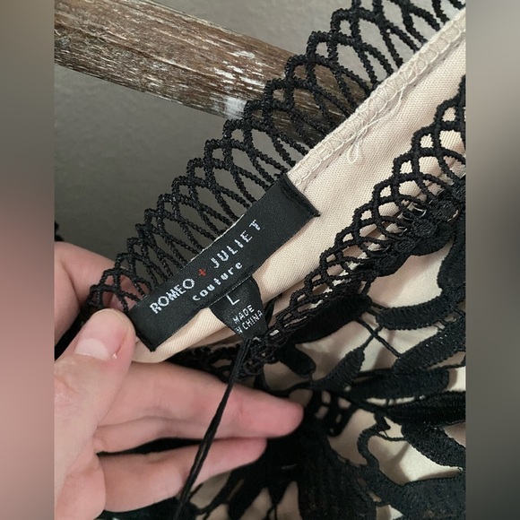 NWT - Romeo & Juliet BLACK/NUDE Floral Eyelet Lace Illusion A-line Mini Dress - Picture 4 of 6